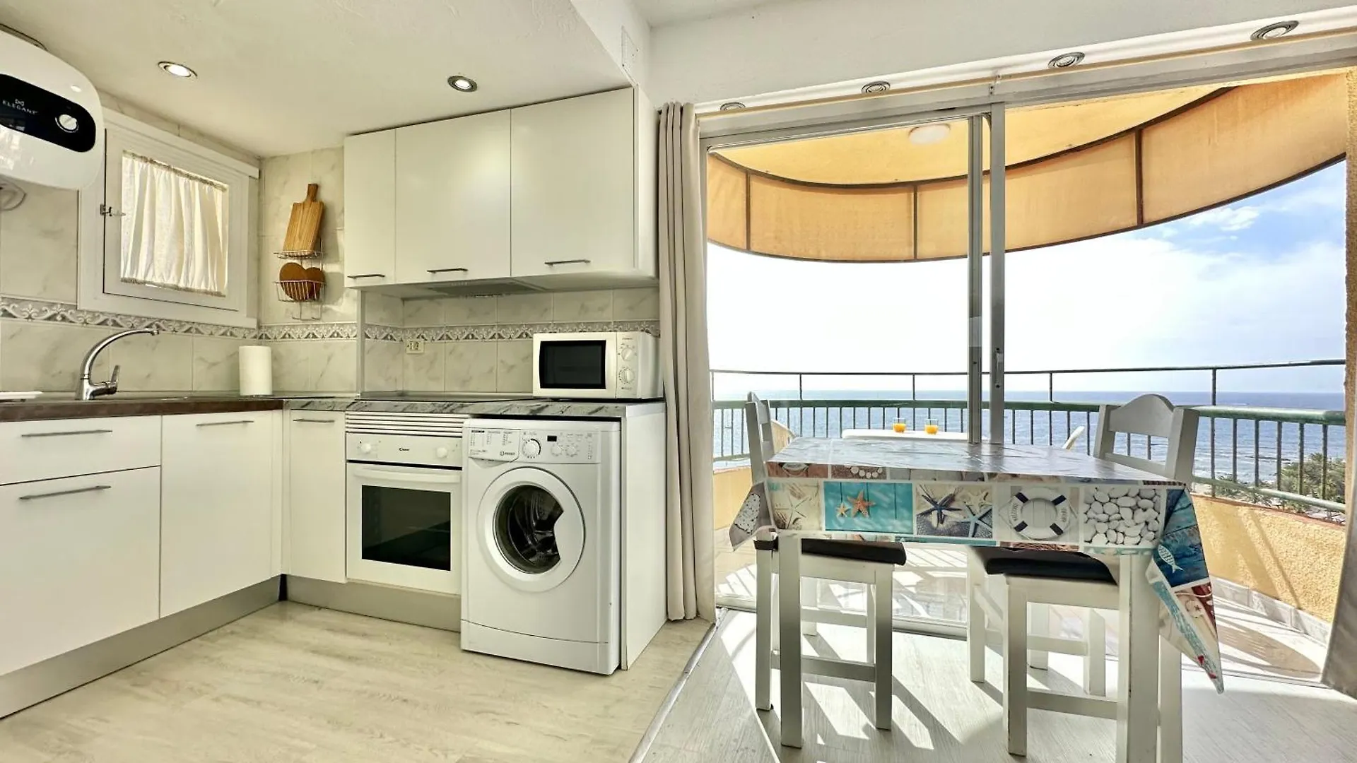 Διαμέρισμα Estudio Torres Del Sol Arona
